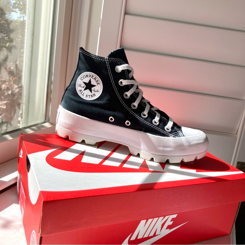 LUGGED BLACK CONVERSE CHUCK TAYLORS
